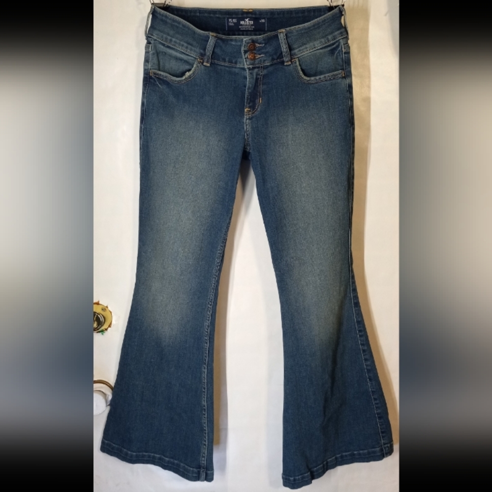 Low-Rise Vintage Flare Jeans